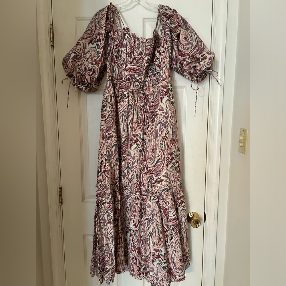 HOUSE OF HARLOW off the shoulder dress. Size large appropriately 8-10.